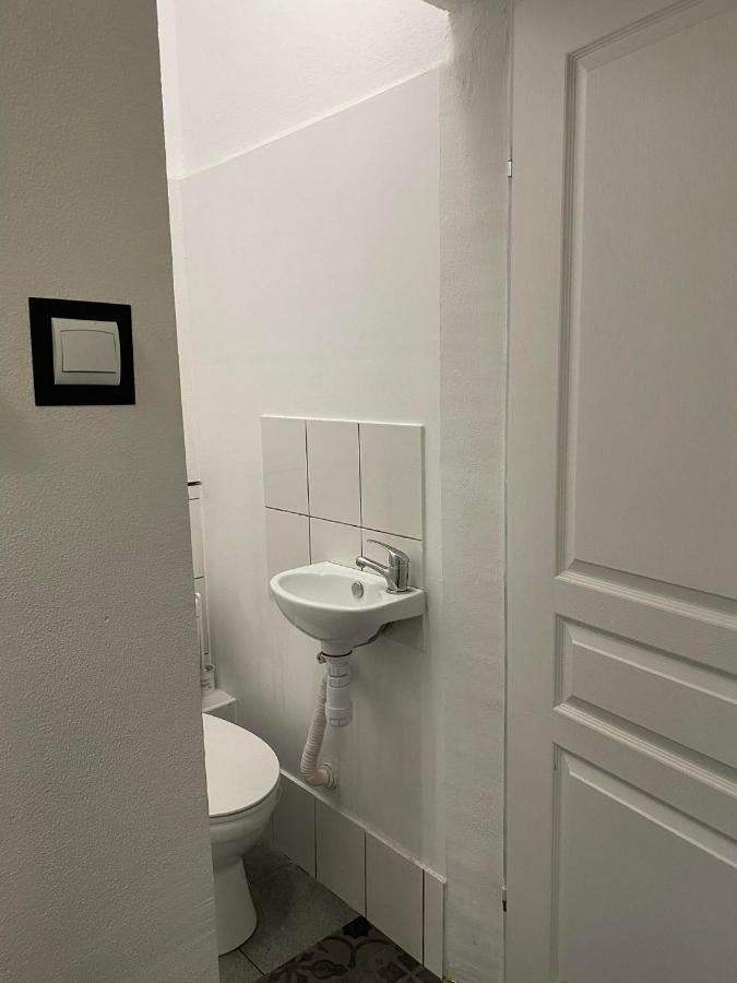 Charmed Homestay - Zaczarowany Warszawa Eksteriør billede