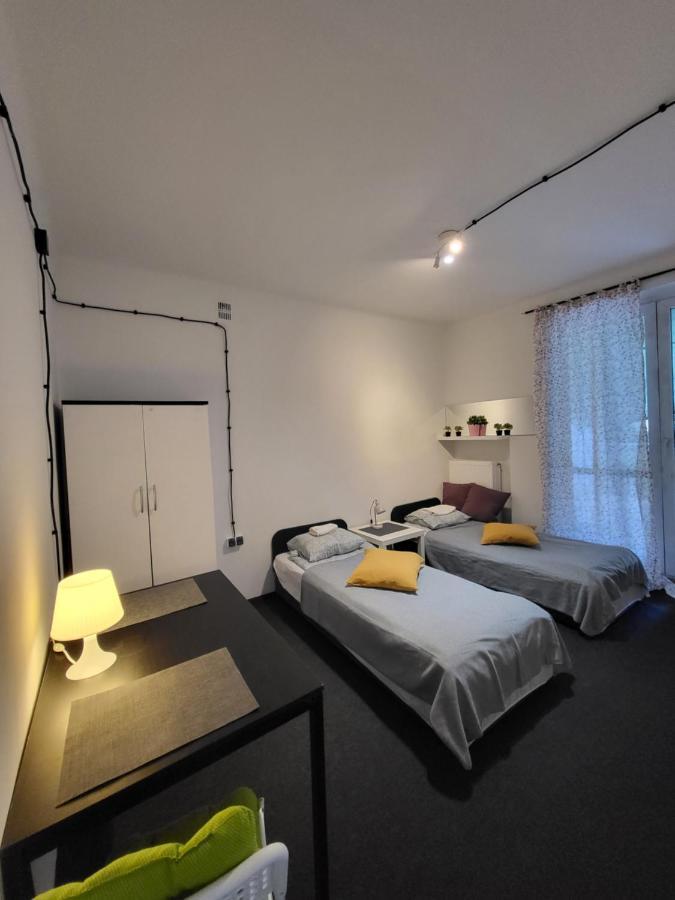 Charmed Homestay - Zaczarowany Warszawa Eksteriør billede