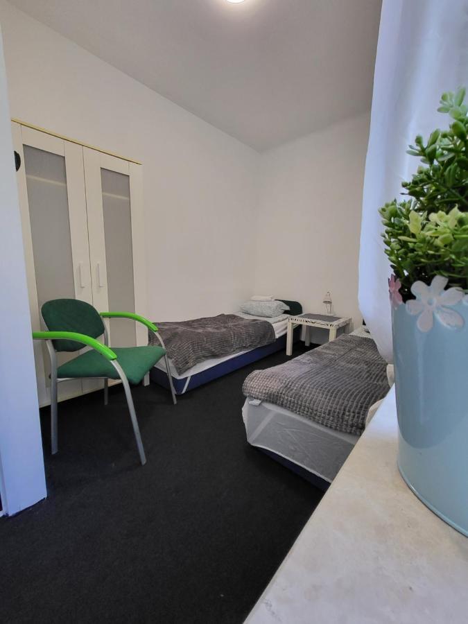 Charmed Homestay - Zaczarowany Warszawa Eksteriør billede