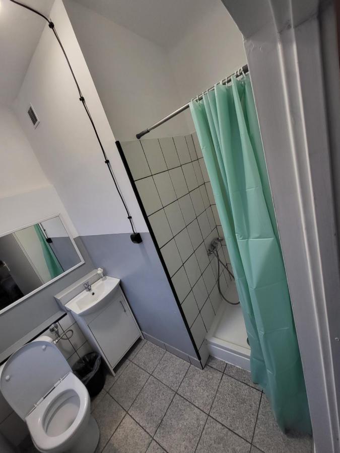 Charmed Homestay - Zaczarowany Warszawa Eksteriør billede