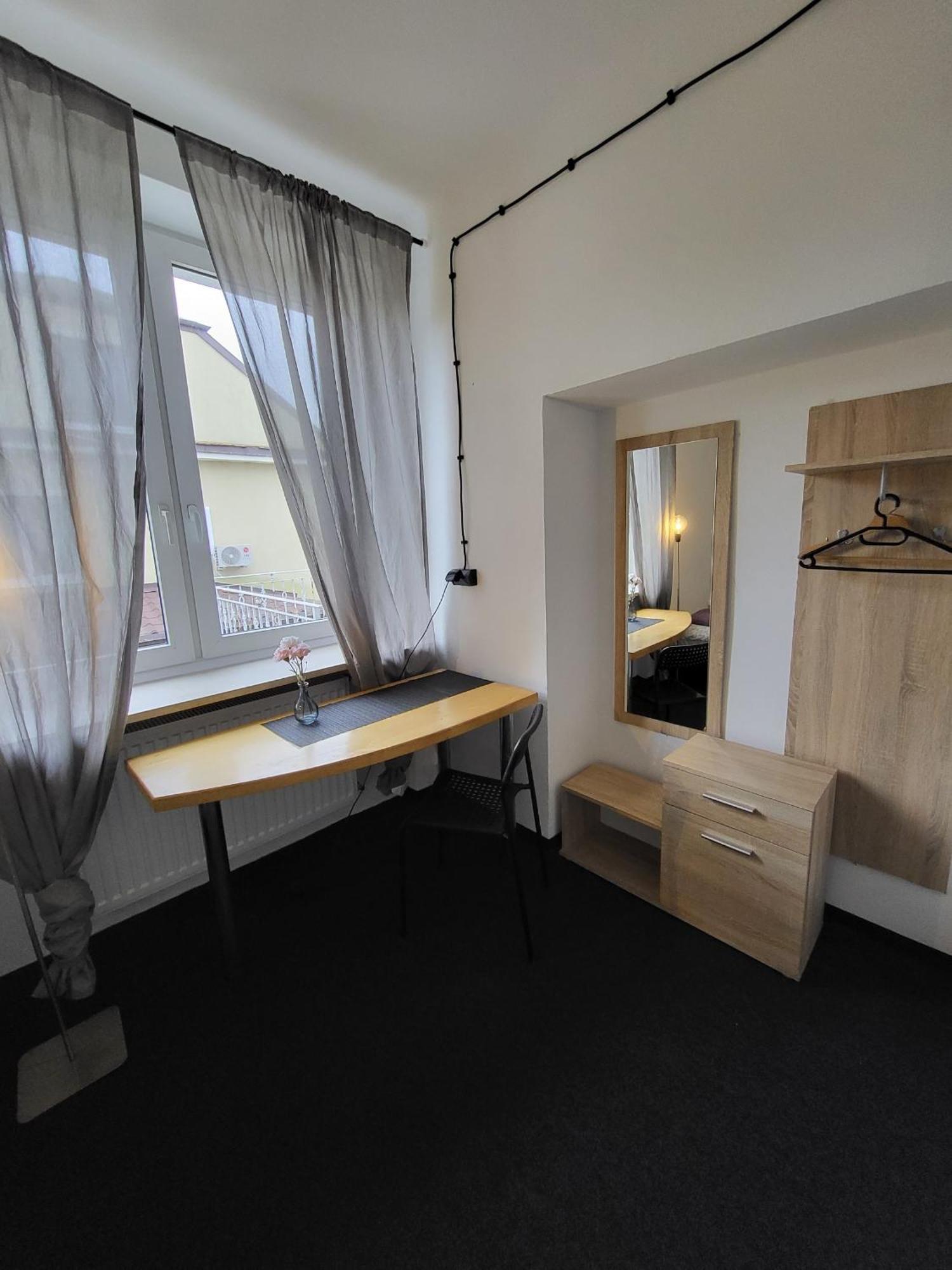 Charmed Homestay - Zaczarowany Warszawa Eksteriør billede