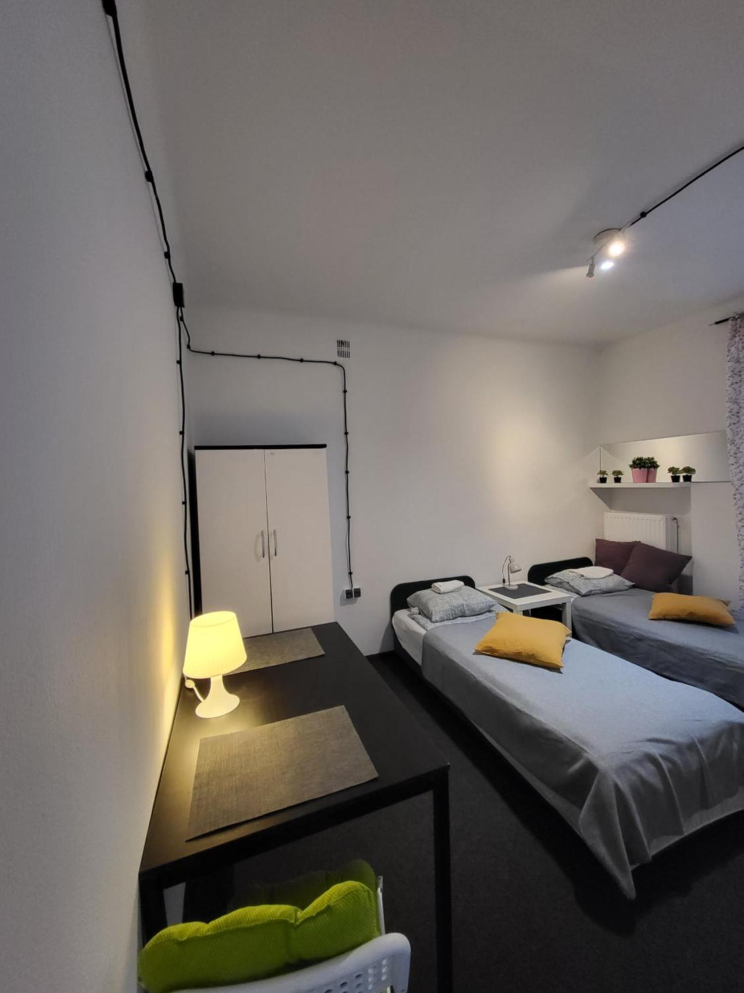 Charmed Homestay - Zaczarowany Warszawa Eksteriør billede